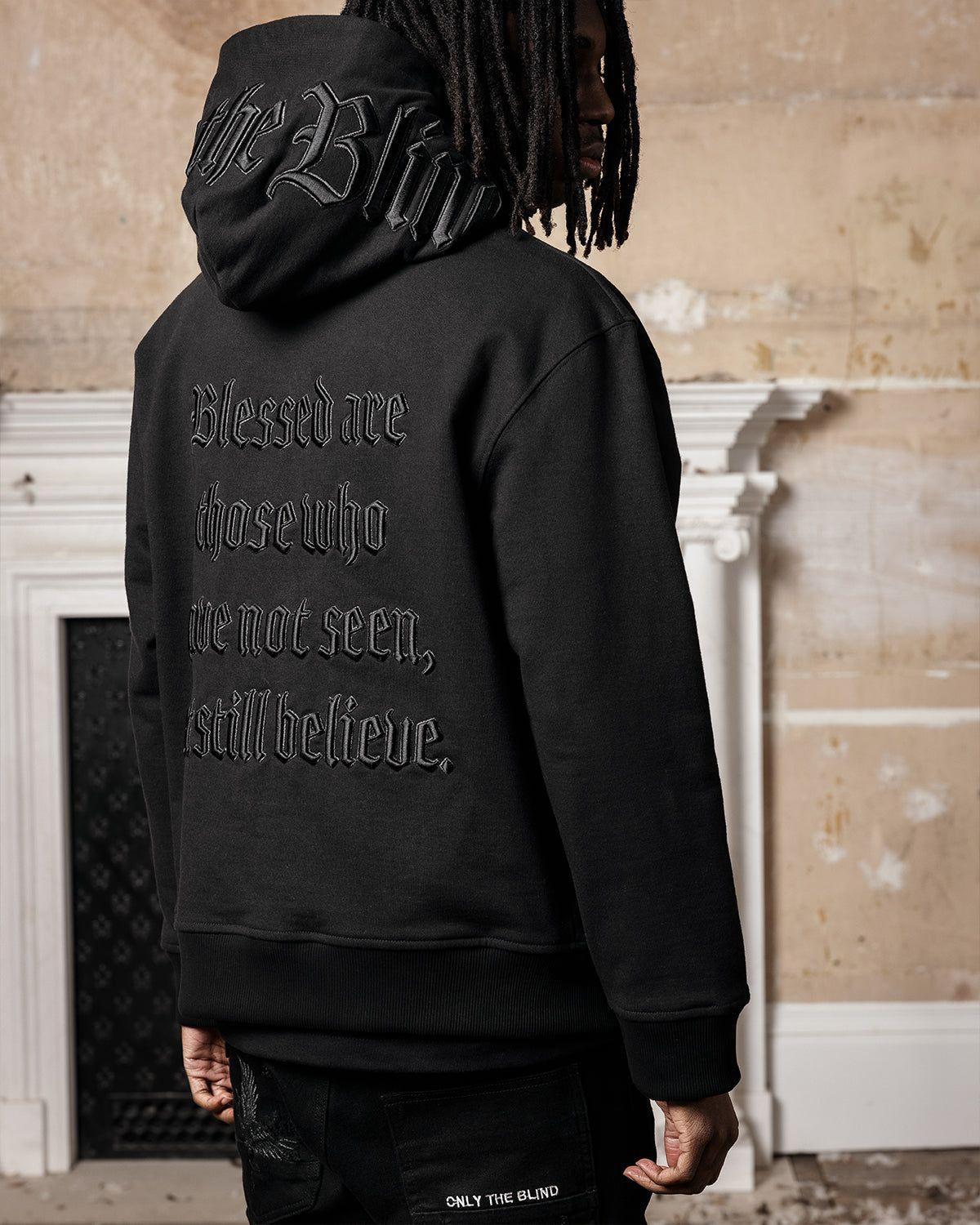 Hoodies & Sweatshirts